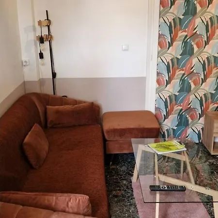 Terrace δώμα At Nikaia Metro I χρήση ταράτσας Apartment