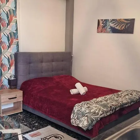 Apartment Terrace δώμα At Nikaia Metro I χρήση ταράτσας